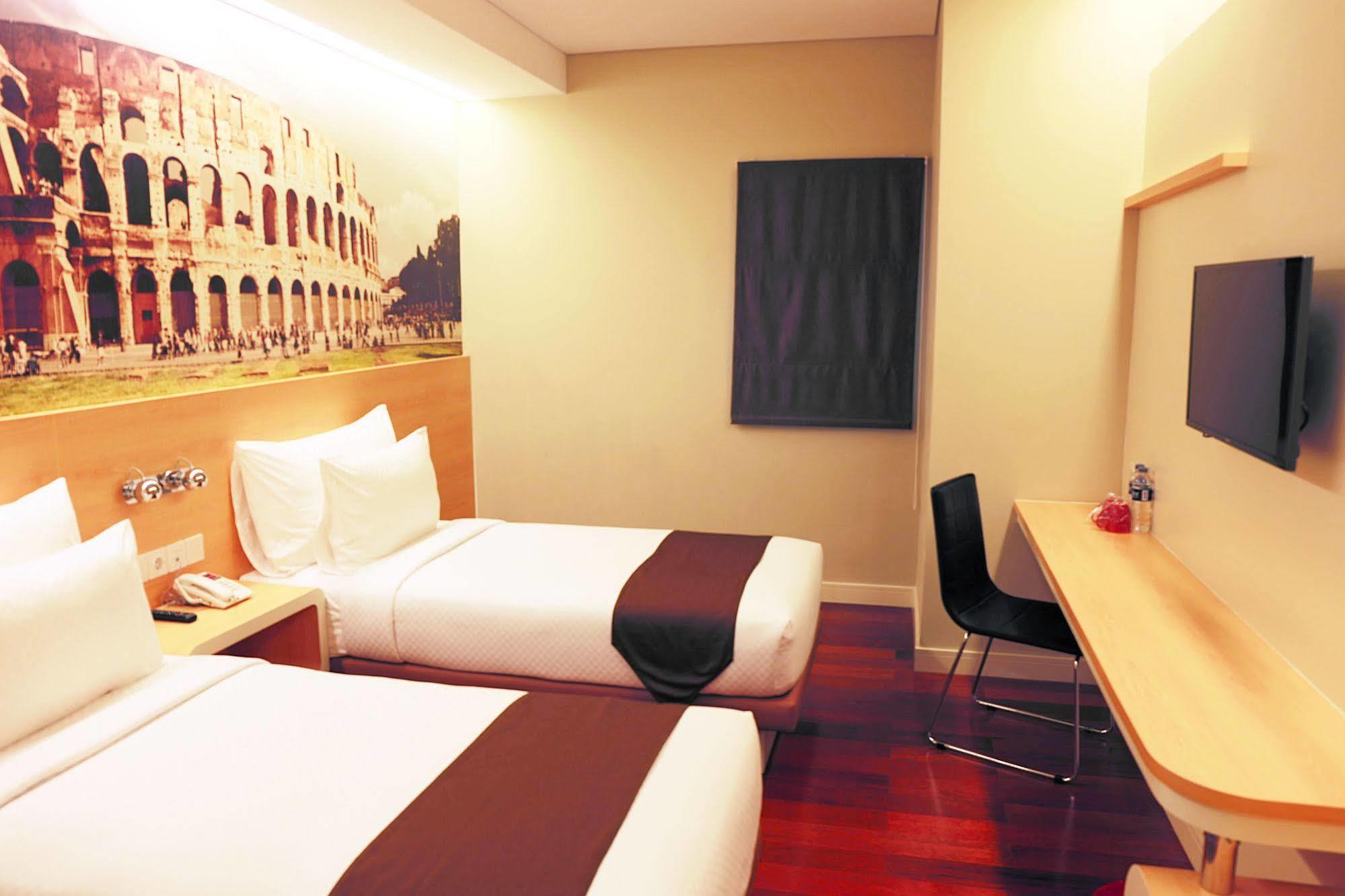 Hotel Citihub @ Pecindilan Surabaya